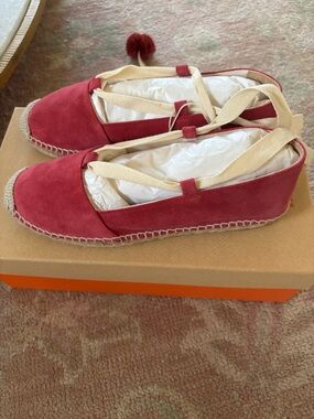 NEW Castaner Kuka Suede Espadrilles with Pom Poms